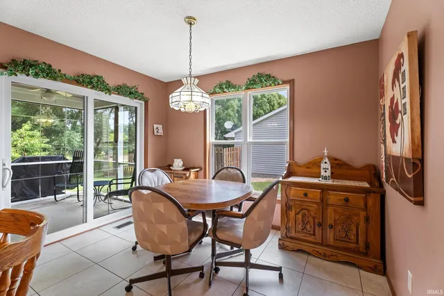 $319,900 | 2014 Jonathan Street, Kendallville, IN 46755