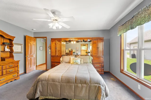 $319,900 | 2014 Jonathan Street, Kendallville, IN 46755