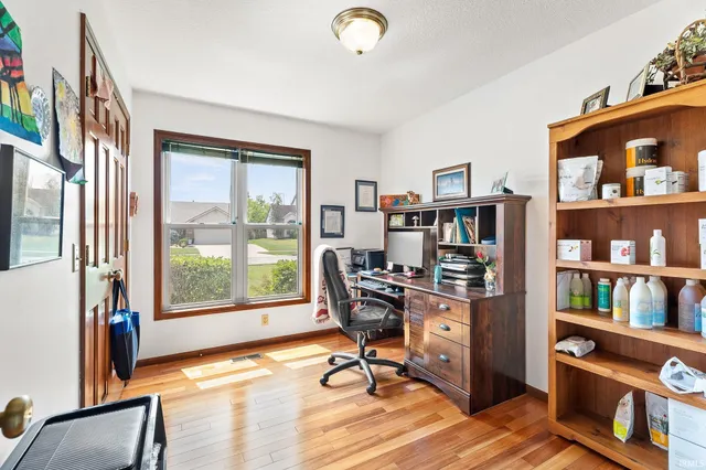 $319,900 | 2014 Jonathan Street, Kendallville, IN 46755