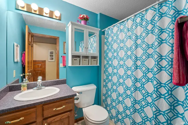 $319,900 | 2014 Jonathan Street, Kendallville, IN 46755