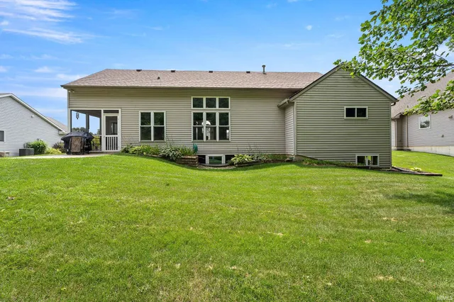 $319,900 | 2014 Jonathan Street, Kendallville, IN 46755