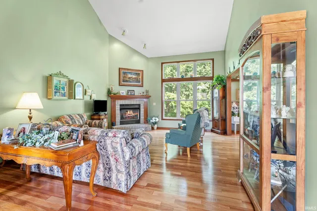 $319,900 | 2014 Jonathan Street, Kendallville, IN 46755