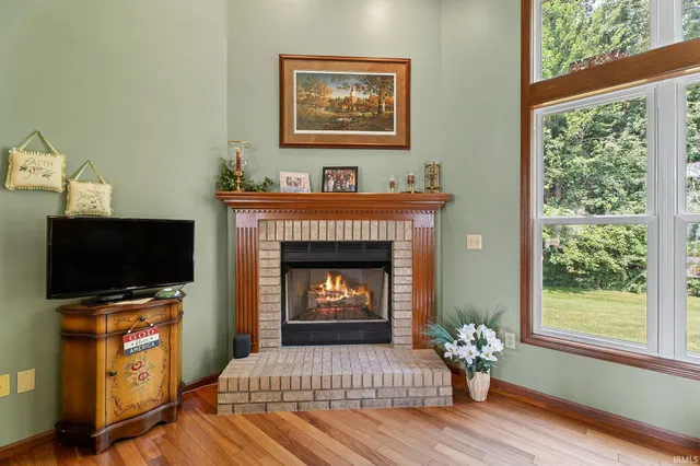 $319,900 | 2014 Jonathan Street, Kendallville, IN 46755