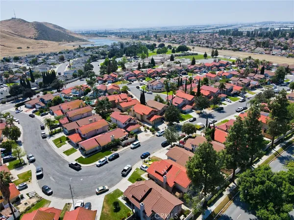 $559,000 | 14318 Hillcrest Drive, Fontana, CA 92337