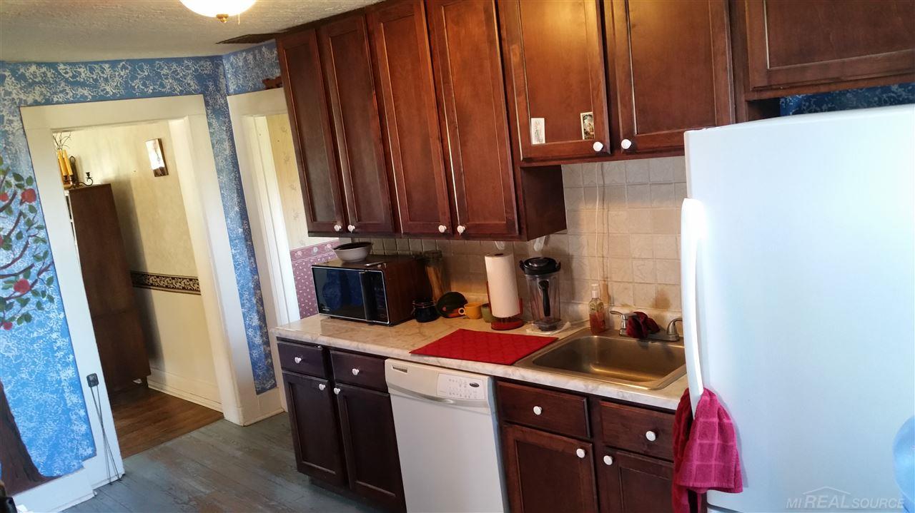 6897 Peck Road Lexington, MI 48450 - Photo 6 of 31 31307404-5.JPG