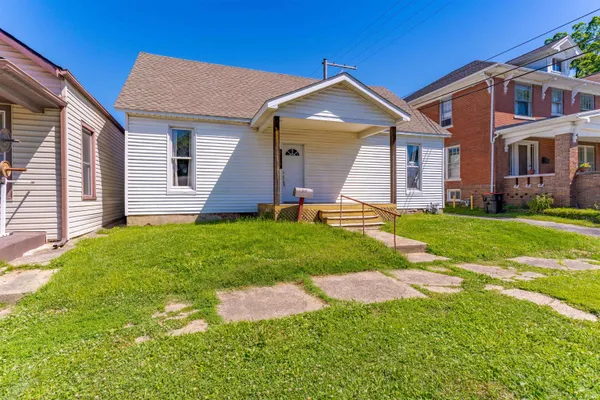 $79,000 | 221 West 8th Street, Mount Vernon, IN 47620