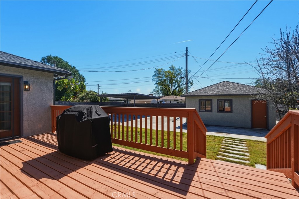 910 Arwin Street Pasadena, CA 91001 - Photo 18 of 23 a view of a roof deck