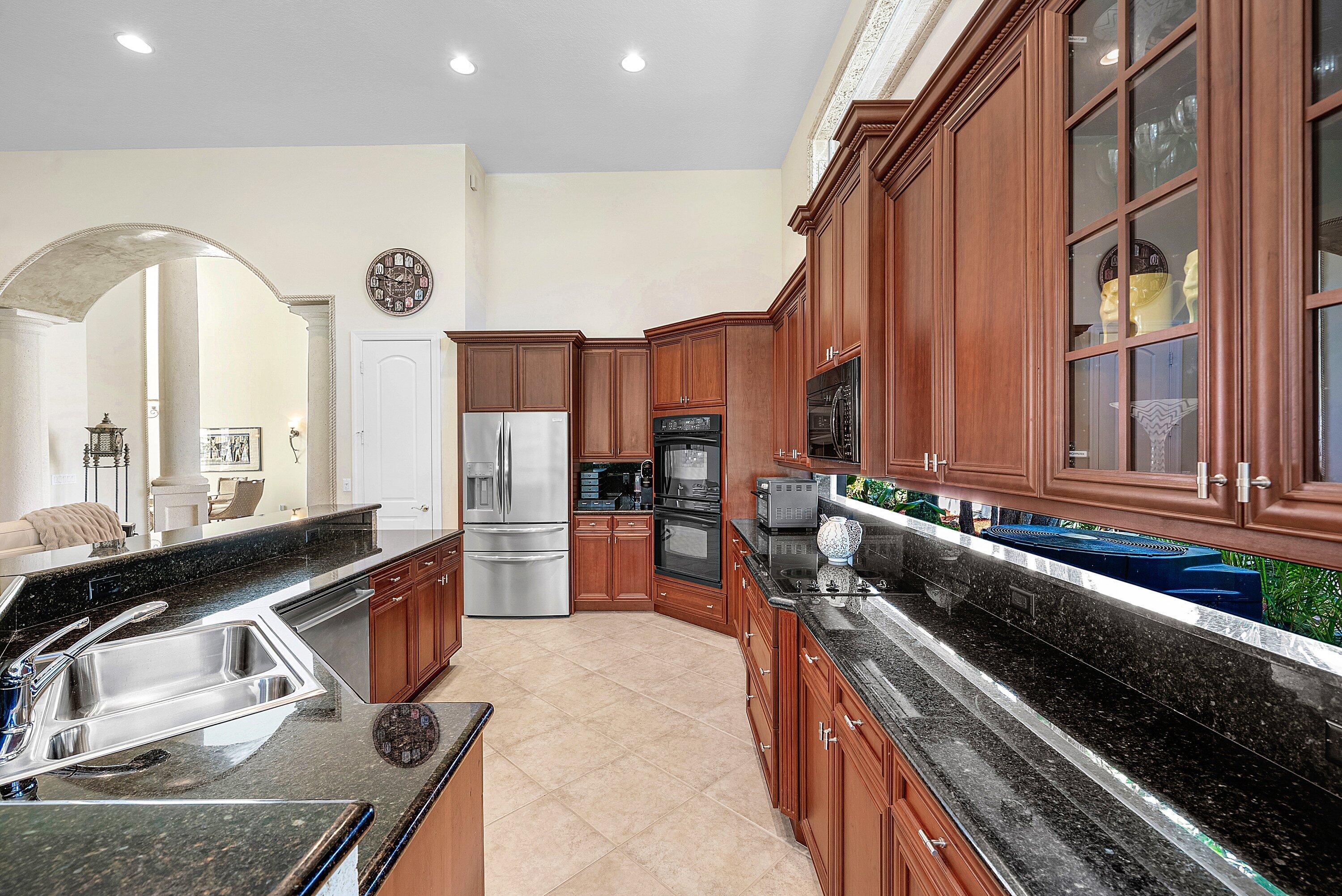 8042 Laurel Ridge Court Delray Beach, FL 33446 - Photo 12 of 97 Kitchen