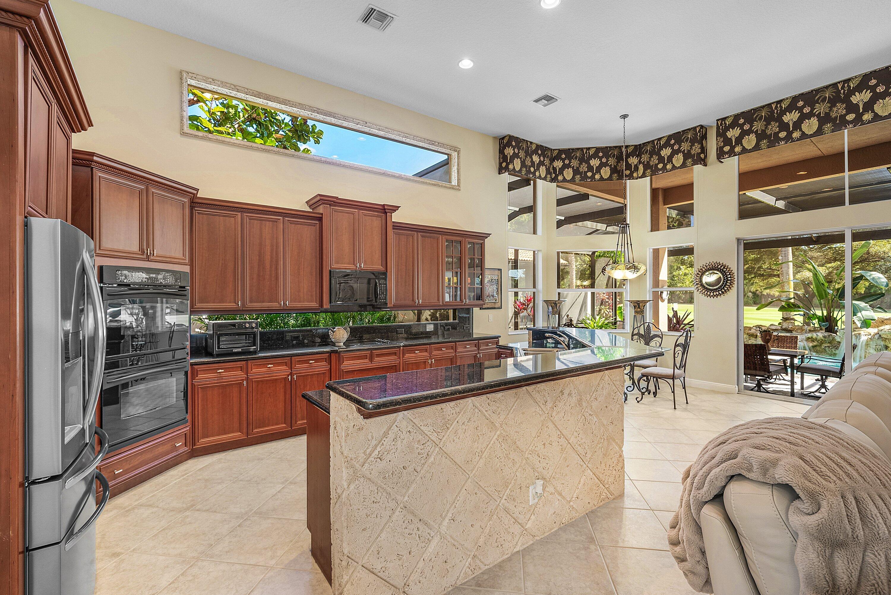 8042 Laurel Ridge Court Delray Beach, FL 33446 - Photo 15 of 97 Kitchen