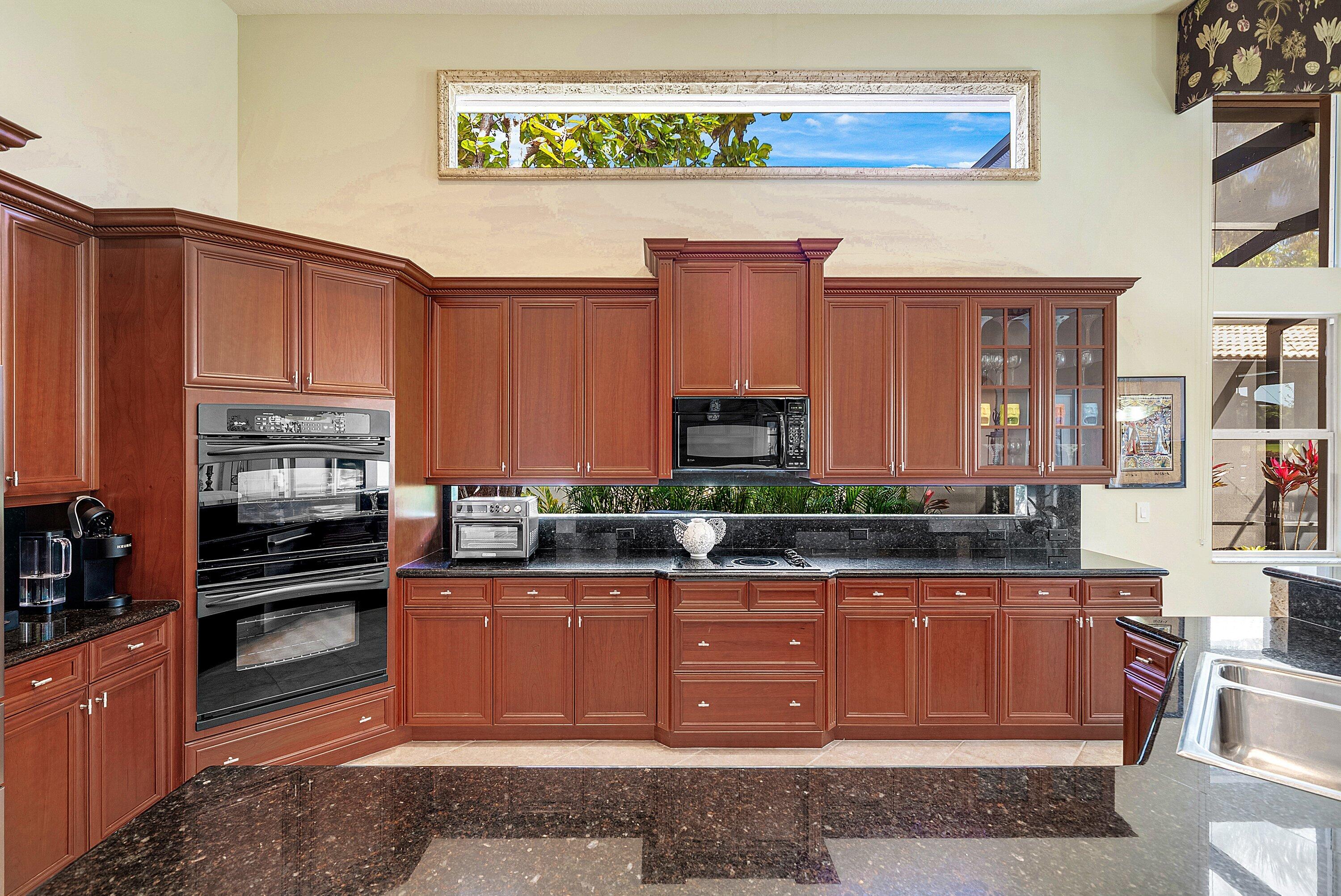 8042 Laurel Ridge Court Delray Beach, FL 33446 - Photo 16 of 97 Kitchen