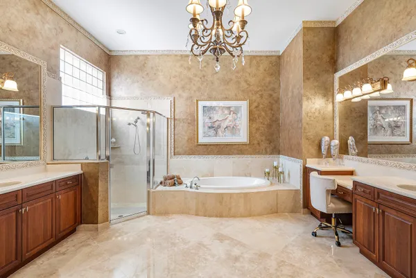 $1,395,000 | 8042 Laurel Ridge Court, Delray Beach, FL 33446