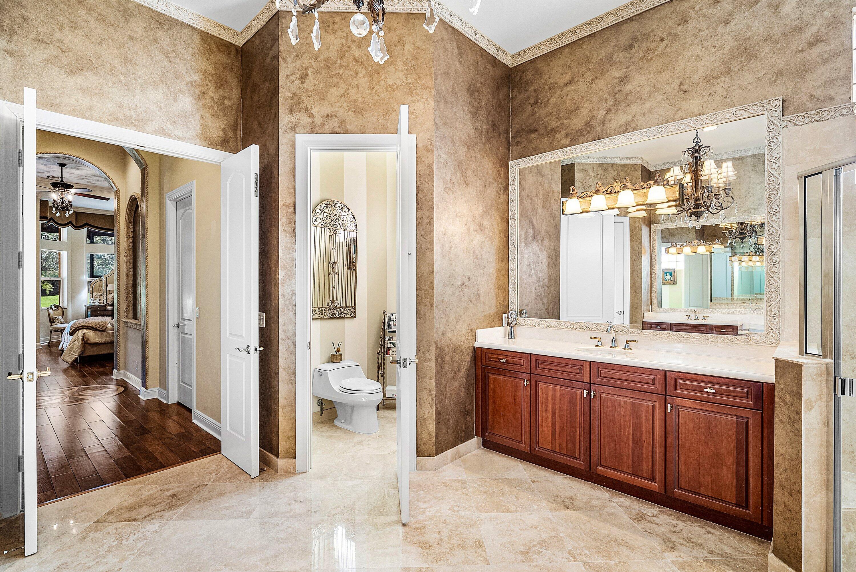 8042 Laurel Ridge Court Delray Beach, FL 33446 - Photo 27 of 97 Primary Bathroom