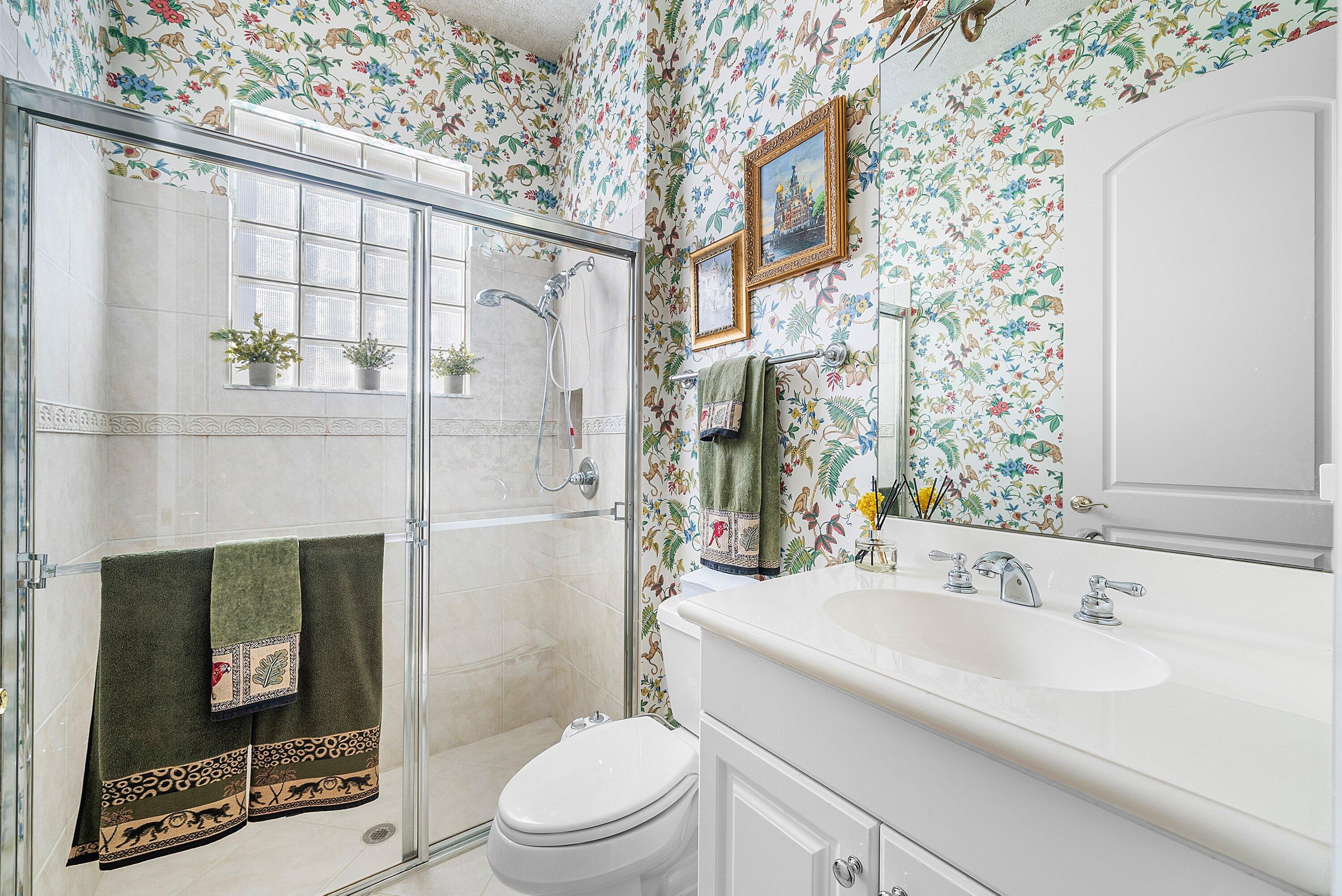 8042 Laurel Ridge Court Delray Beach, FL 33446 - Photo 38 of 97 Bathroom 4