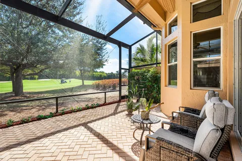 $1,395,000 | 8042 Laurel Ridge Court, Delray Beach, FL 33446