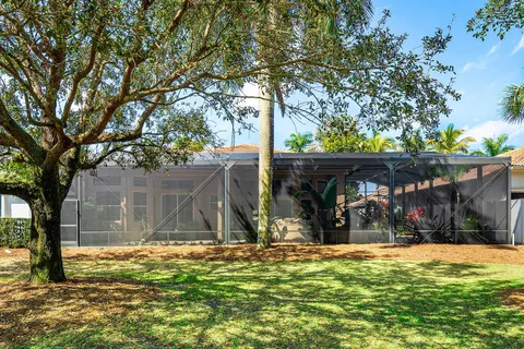 $1,395,000 | 8042 Laurel Ridge Court, Delray Beach, FL 33446