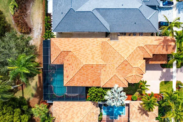 $1,395,000 | 8042 Laurel Ridge Court, Delray Beach, FL 33446