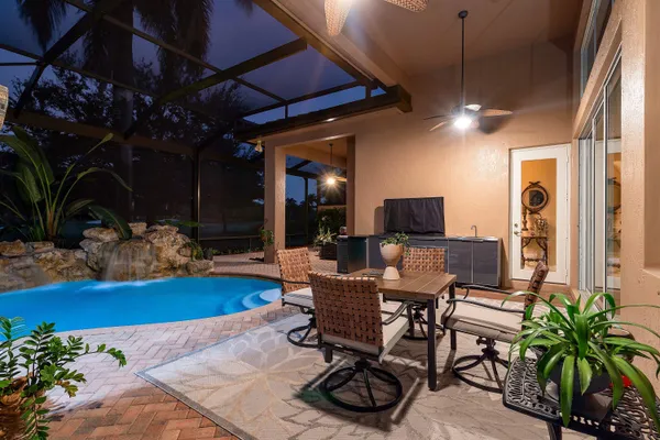 $1,395,000 | 8042 Laurel Ridge Court, Delray Beach, FL 33446