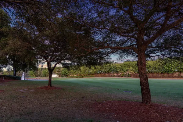 $1,395,000 | 8042 Laurel Ridge Court, Delray Beach, FL 33446