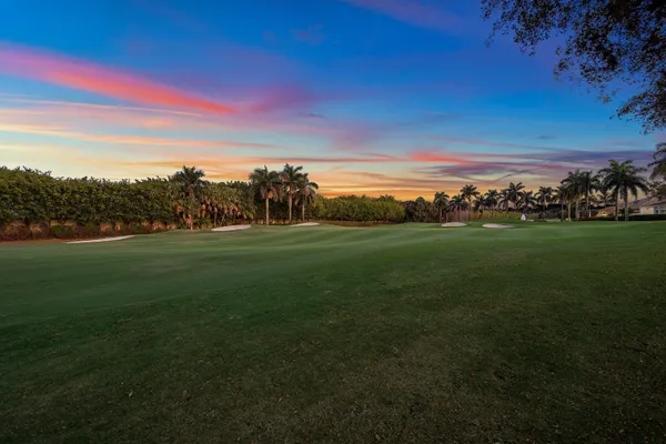 $1,395,000 | 8042 Laurel Ridge Court, Delray Beach, FL 33446