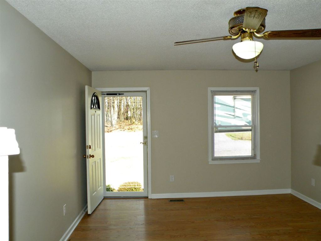 1207 Centerville Road Anderson, SC 29625 - Photo 2 of 20