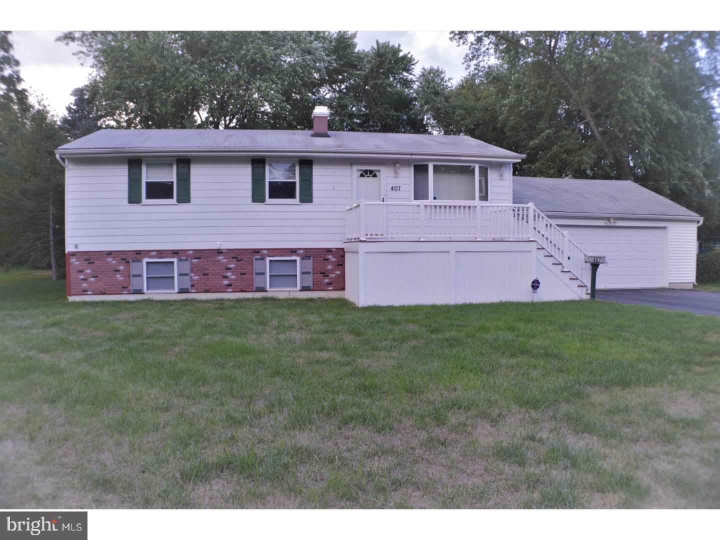 407 Deptford Road Glassboro, NJ 08028 - Photo 3 of 19 Exterior Front