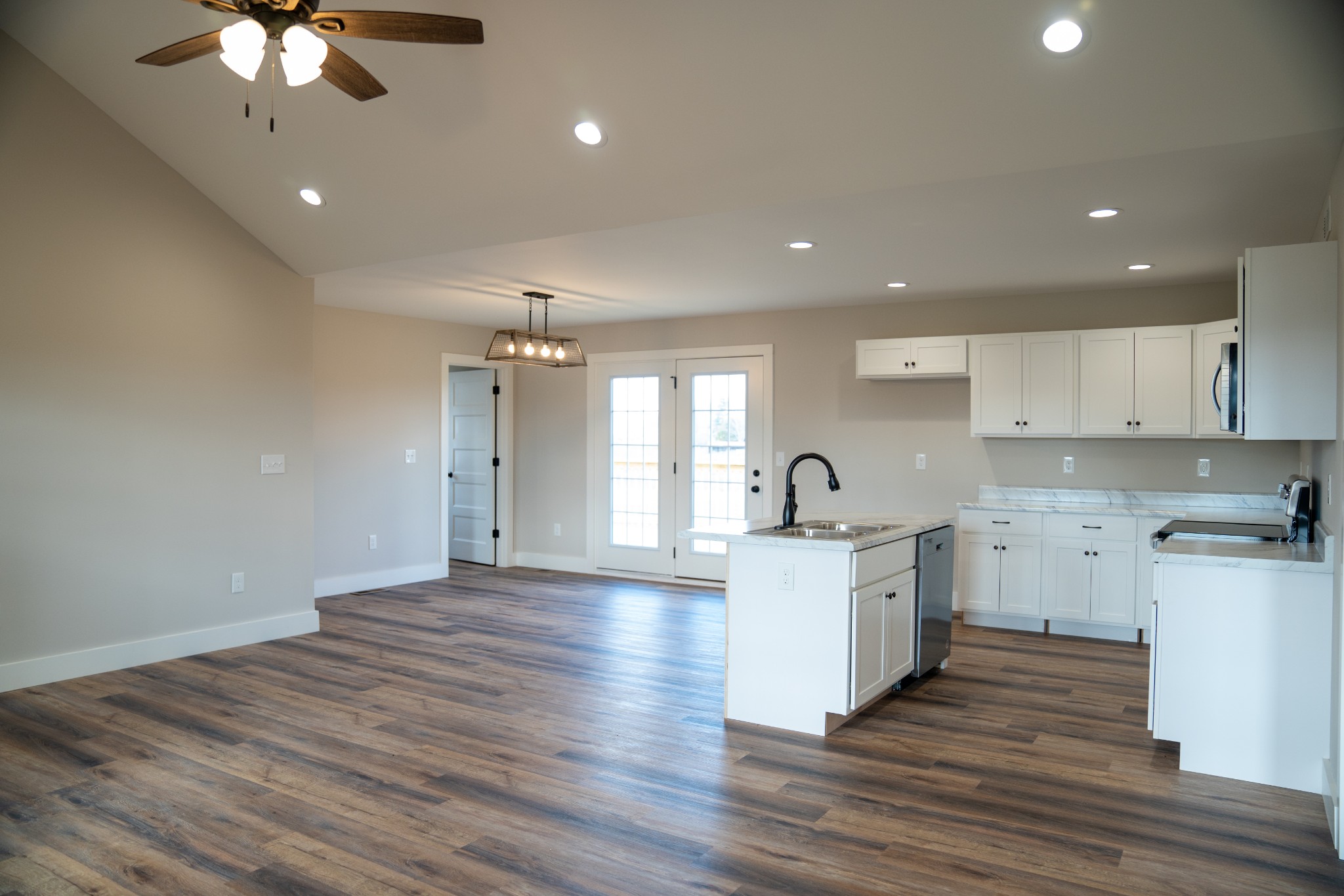 3120 Stokes Chapel Road Elkton, KY 42220 - Photo 3 of 7 Gallery Image 3