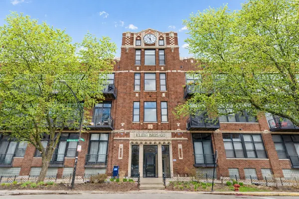 $550,000 | 2300 West Wabansia Avenue, Unit 218, Chicago, IL 60647