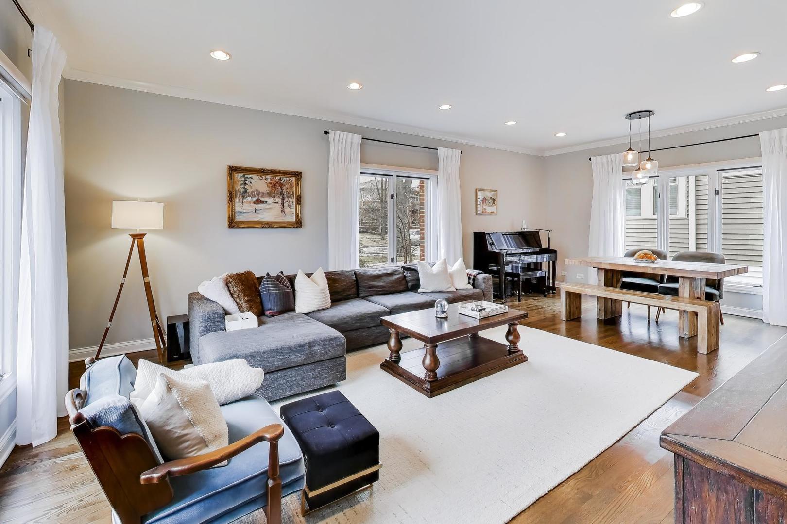 1029 Prairie Avenue Park Ridge, IL 60068 - Photo 2 of 26