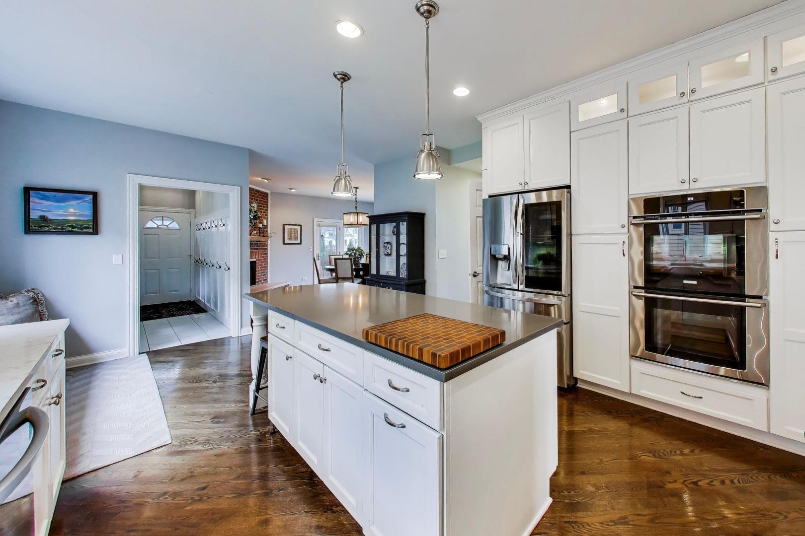 1029 Prairie Avenue Park Ridge, IL 60068 - Photo 4 of 26