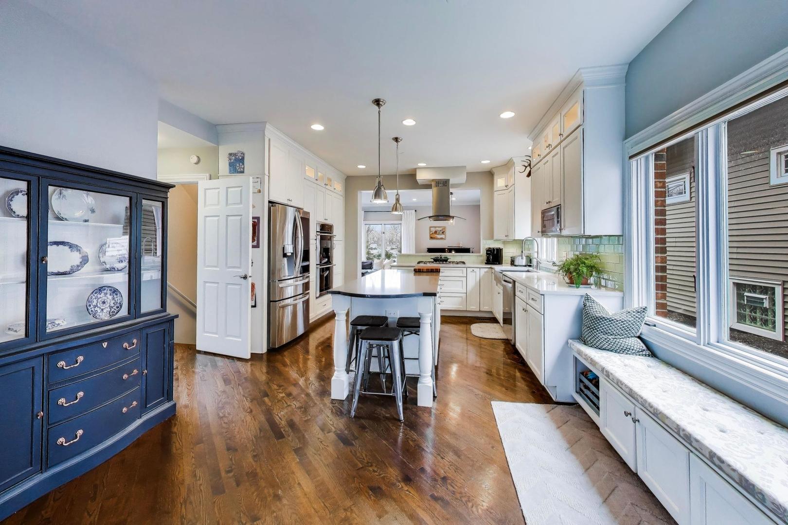 1029 Prairie Avenue Park Ridge, IL 60068 - Photo 5 of 26