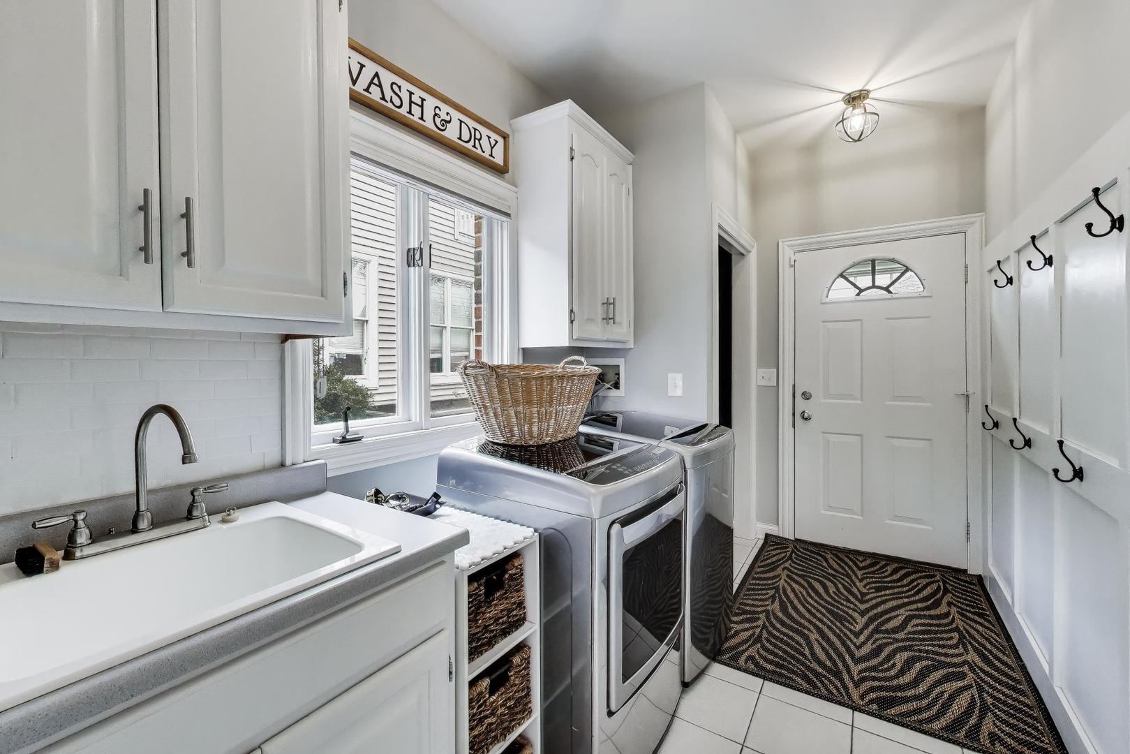 1029 Prairie Avenue Park Ridge, IL 60068 - Photo 7 of 26