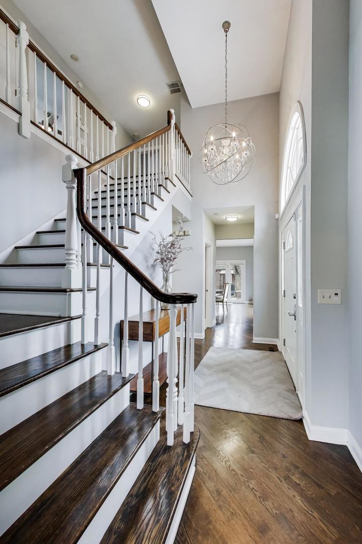 1029 Prairie Avenue Park Ridge, IL 60068 - Photo 9 of 26