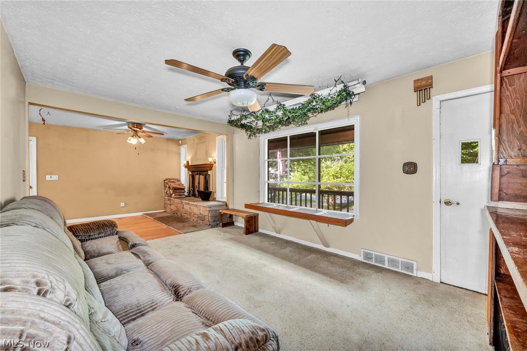 786 Brunsdorph Road Akron, OH 44333 - Photo 6 of 36