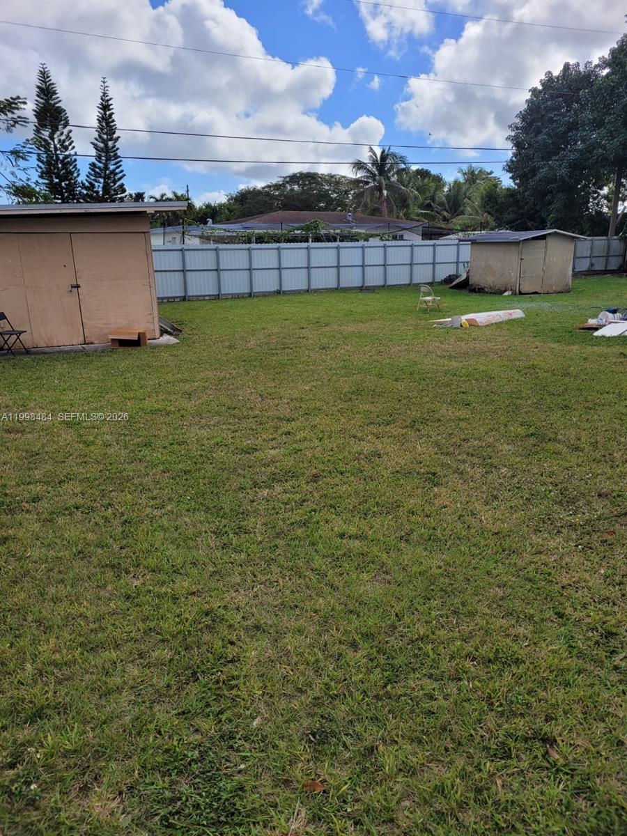 26925 Southwest 145th Avenue Homestead, FL 33032 - Photo 14 of 24