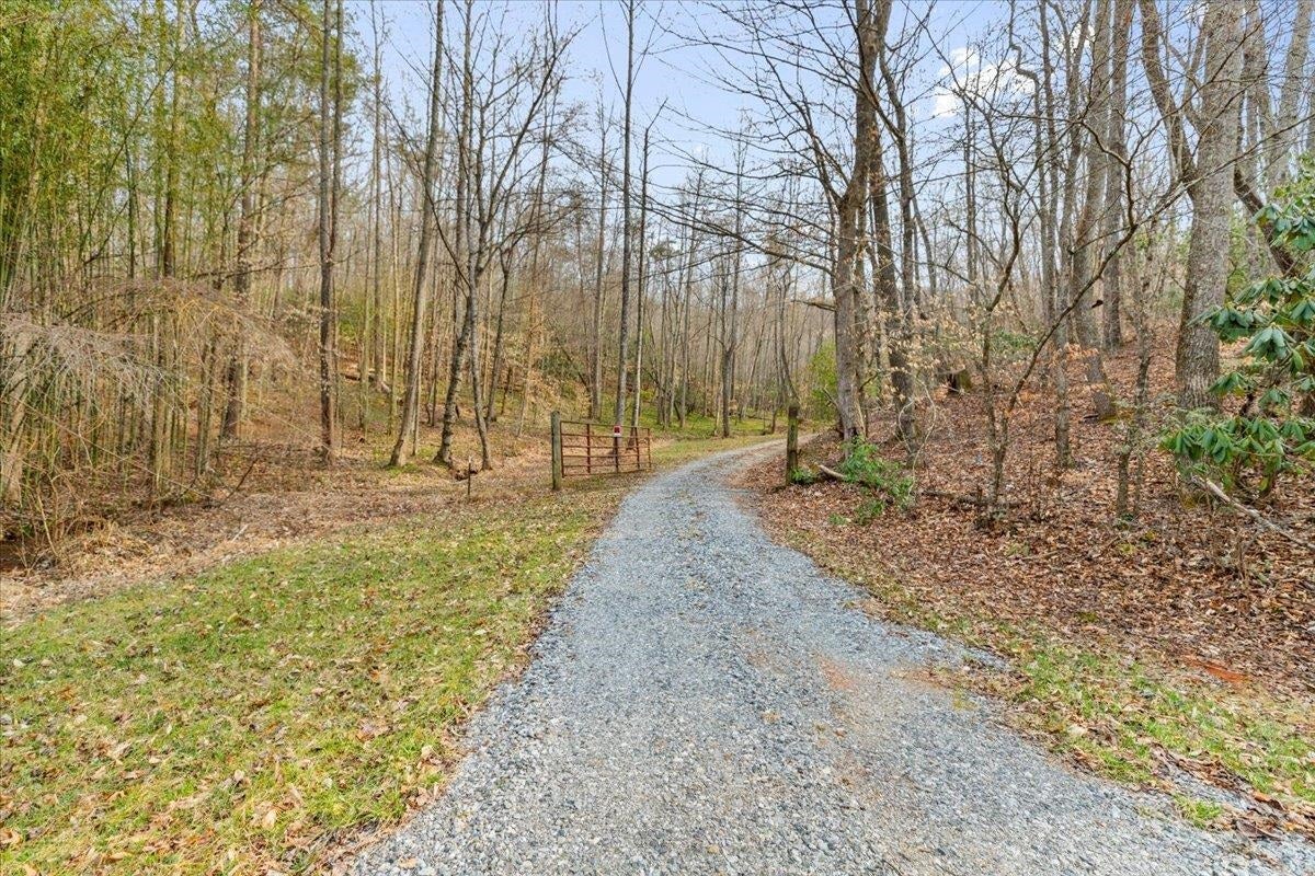 193 Timber Creek Road Stuart, VA 24171 - Photo 2 of 87 Gallery Image 2