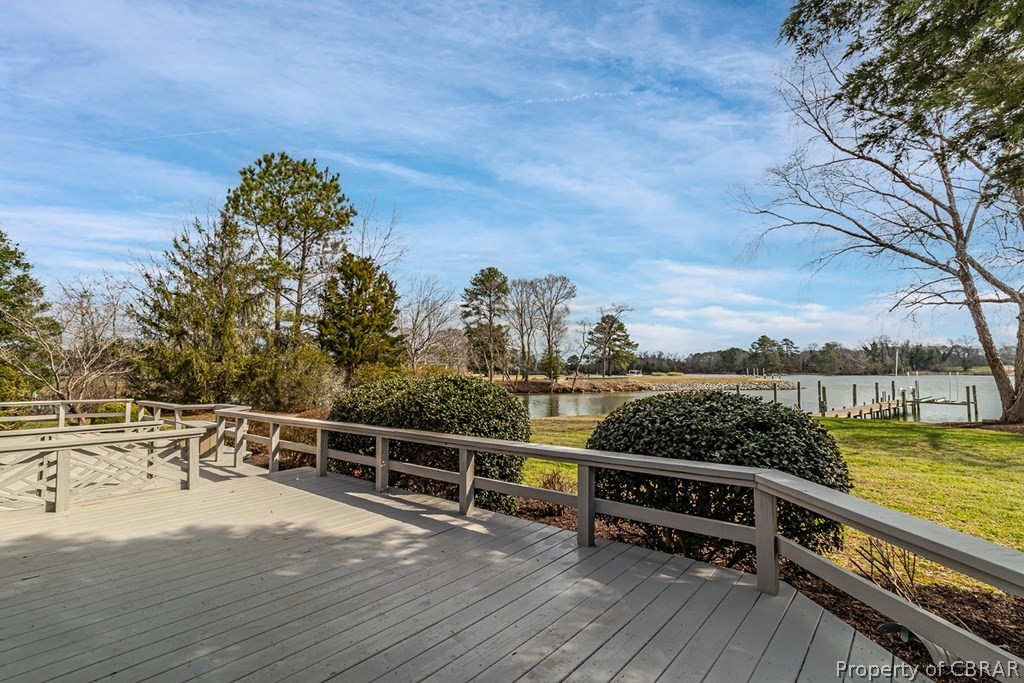 561 Natty Point Lane Kilmarnock, VA 22482 - Photo 6 of 45