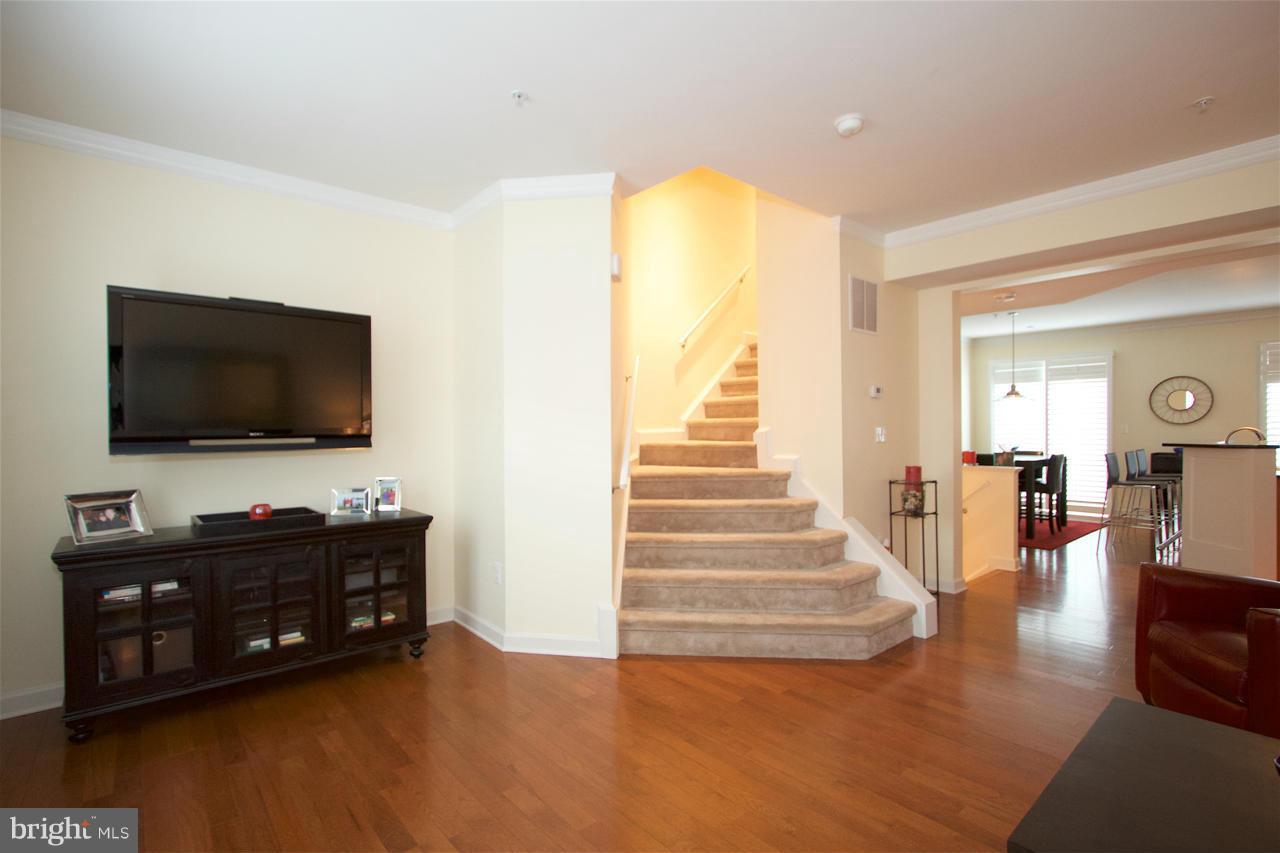 1514 Stack Street Baltimore, MD 21230 - Photo 19 of 30 Living Room