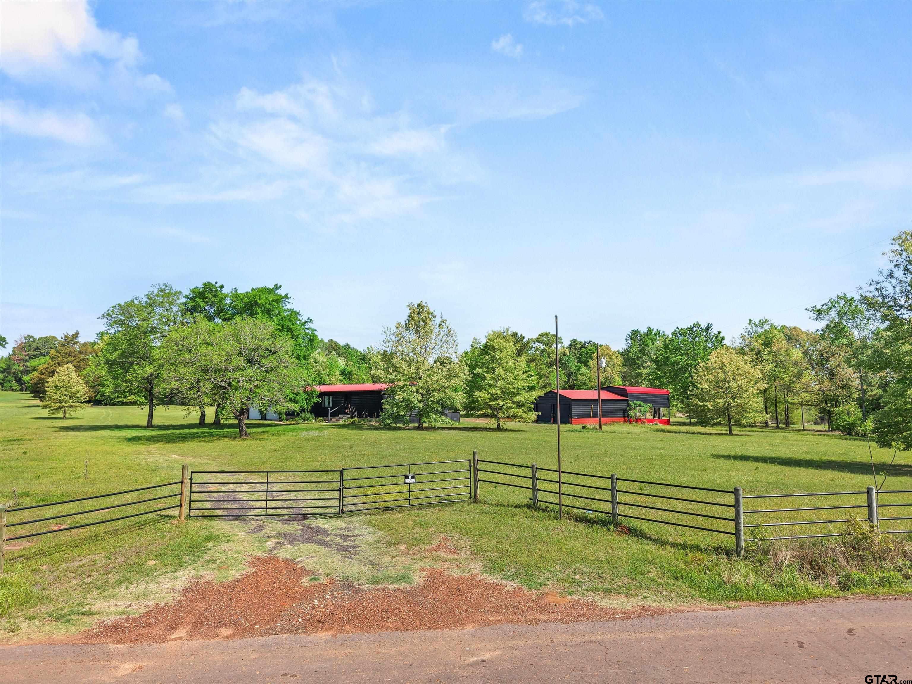 1333 Lupine Road Gilmer, TX 75644 - Photo 13 of 43