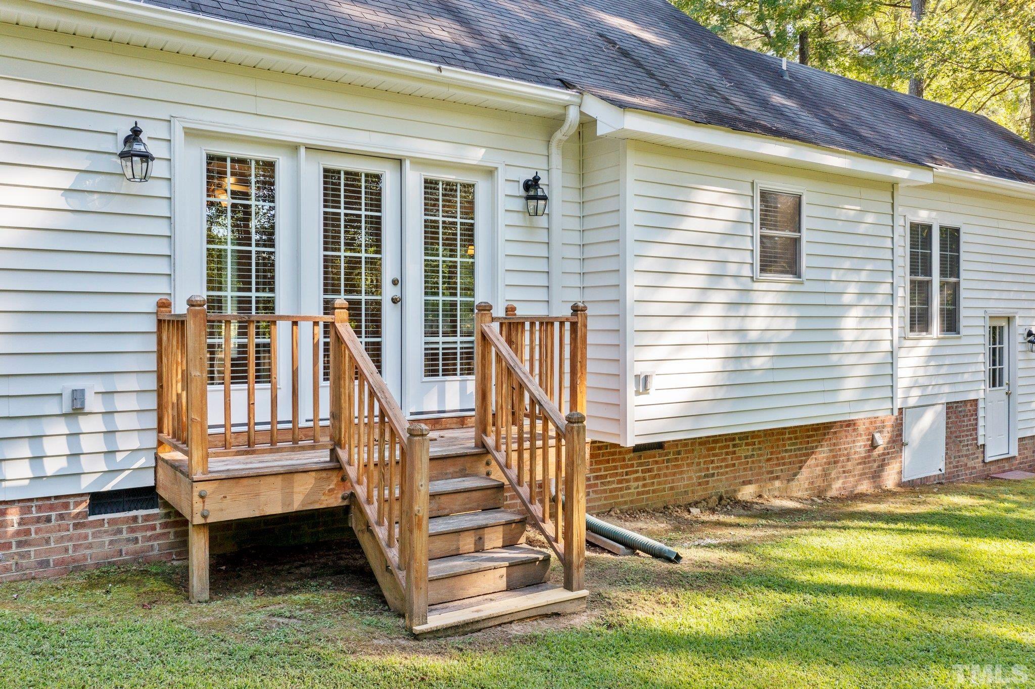 Brush your feet and park your boots on landing before entering great room