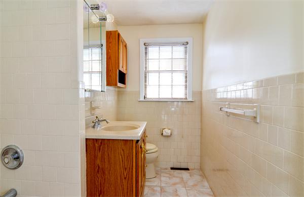 22 Burning Tree Road Natick, MA 01760 - Photo 11 of 14 Gallery Image 11