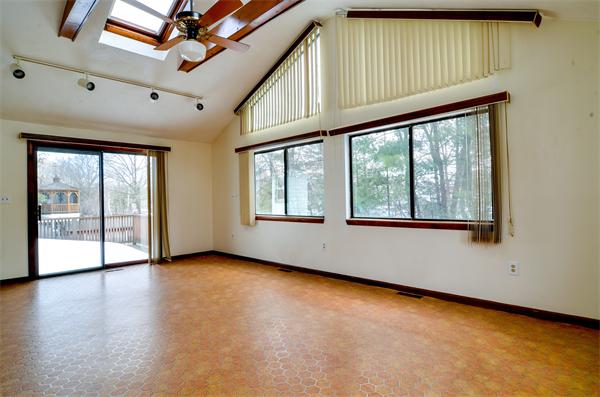 22 Burning Tree Road Natick, MA 01760 - Photo 13 of 14 Gallery Image 13
