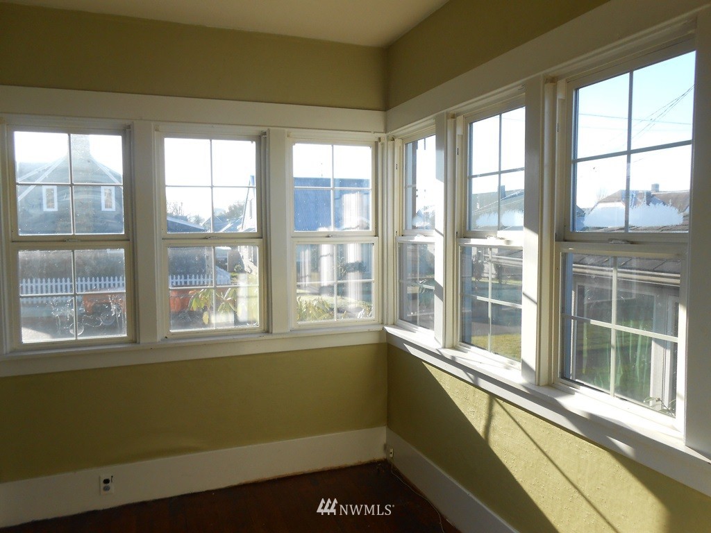 19 Southwest Cascade Avenue Chehalis, WA 98532 - Photo 12 of 24 Gallery Image 12