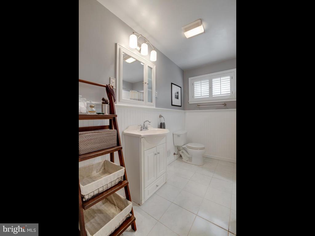 1907 Haverhill Road Baltimore, MD 21234 - Photo 28 of 47 Ceramic tile floors
