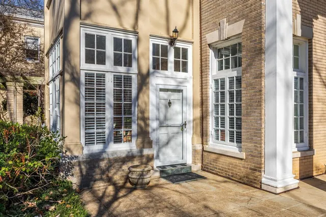 $3,000 | 31 Minnekahda Place, Unit 3, Chattanooga, TN 37405