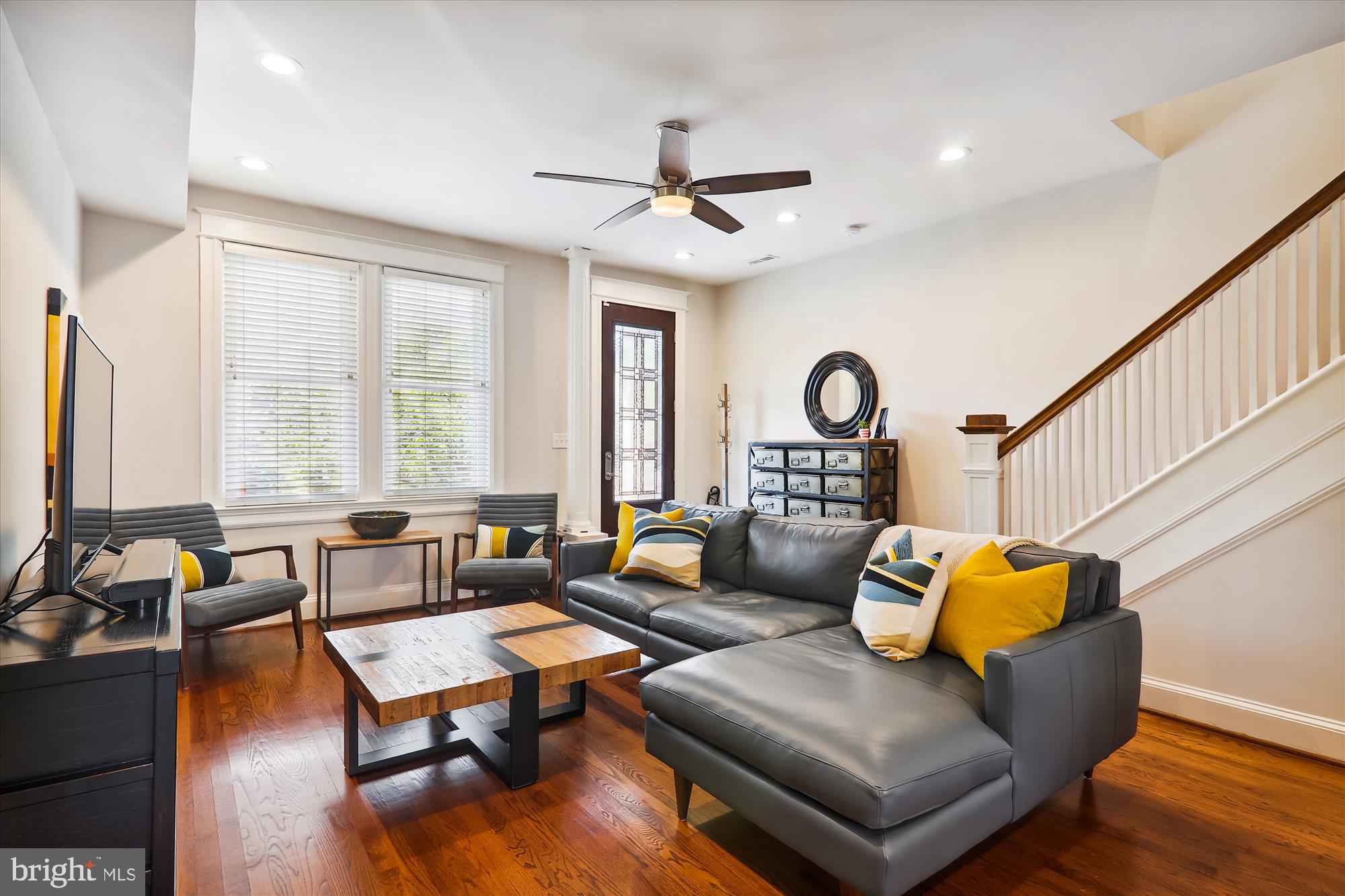 224 Randolph Place Northeast Washington, DC 20002 - Photo 11 of 46 Living Room