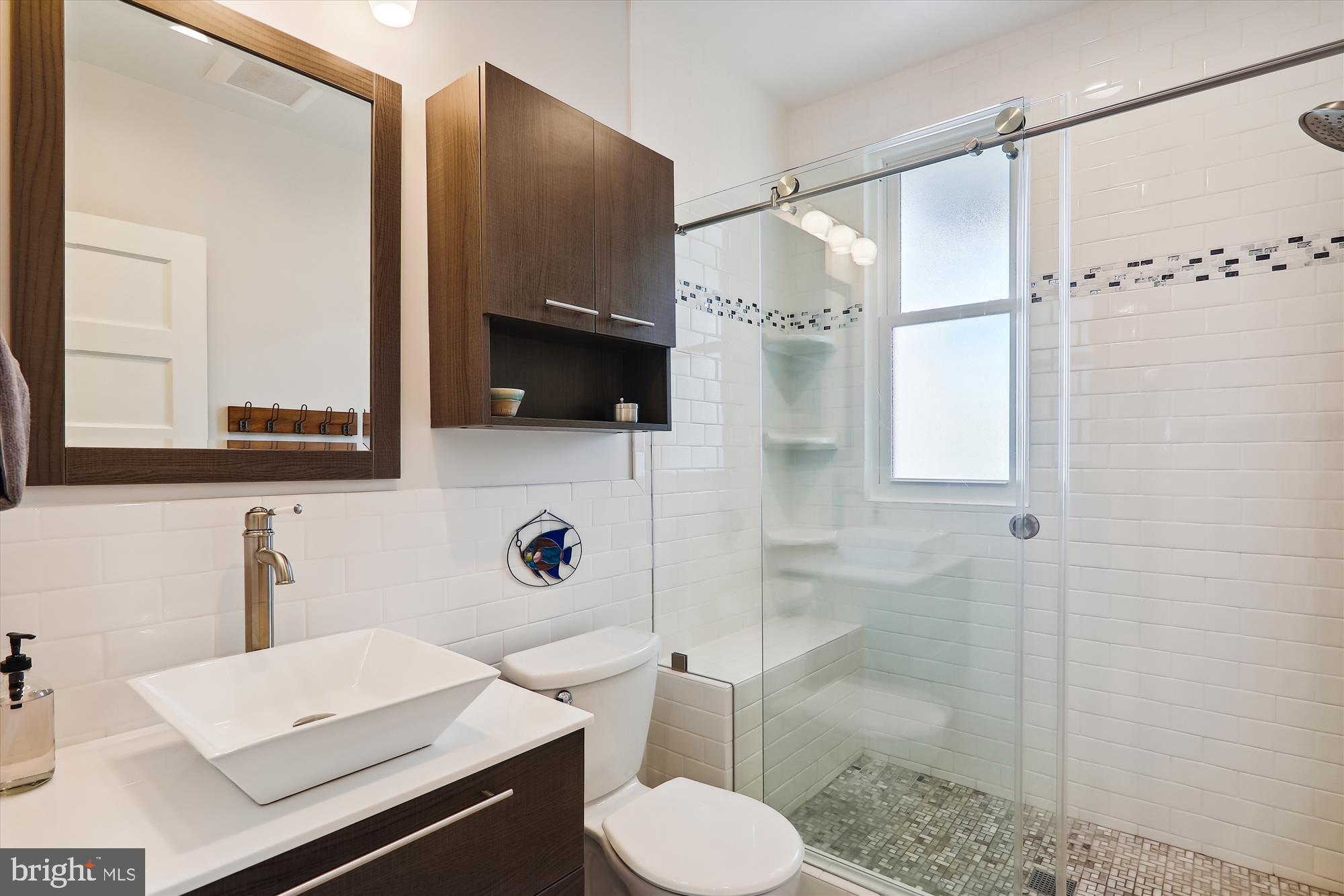 224 Randolph Place Northeast Washington, DC 20002 - Photo 29 of 46 Bath