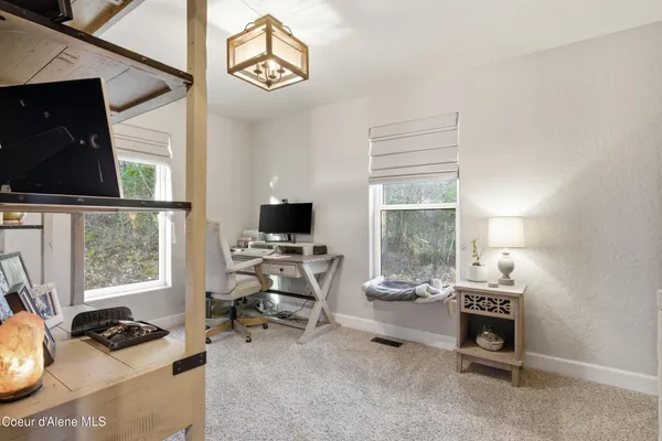 $979,000 | 101 Spring View Lane, Sagle, ID 83860