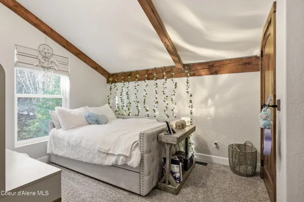 $979,000 | 101 Spring View Lane, Sagle, ID 83860