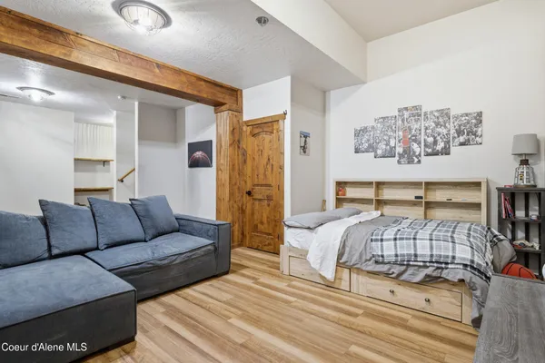 $979,000 | 101 Spring View Lane, Sagle, ID 83860