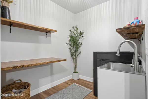 $979,000 | 101 Spring View Lane, Sagle, ID 83860